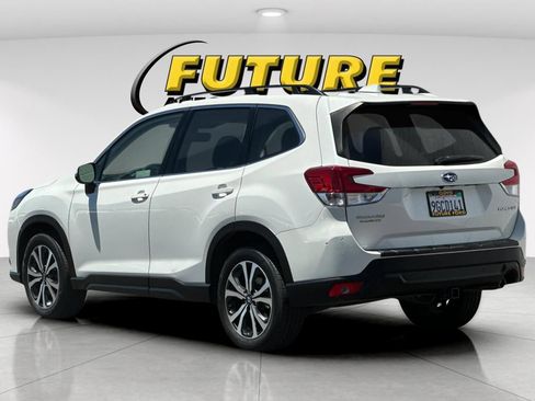 Used 2023 Subaru Forester Limited AWD/4WD image 5
