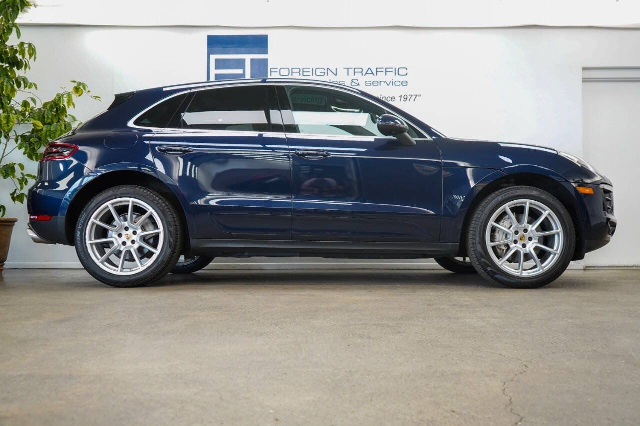 Used 2018 Porsche Macan S AWD/4WD image 28
