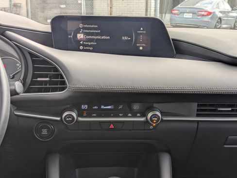 Used 2025 MAZDA MAZDA3 s image 18