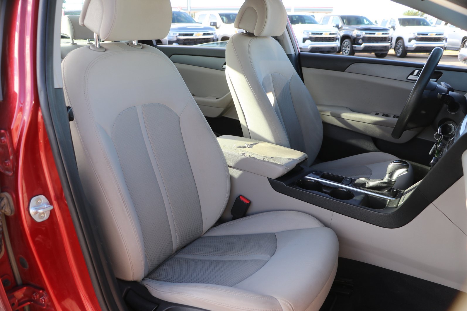 Used 2017 Hyundai Sonata SE FWD image 29