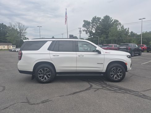 Certified 2023 Chevrolet Tahoe Z71 w/ Luxury Package AWD/4WD image 6