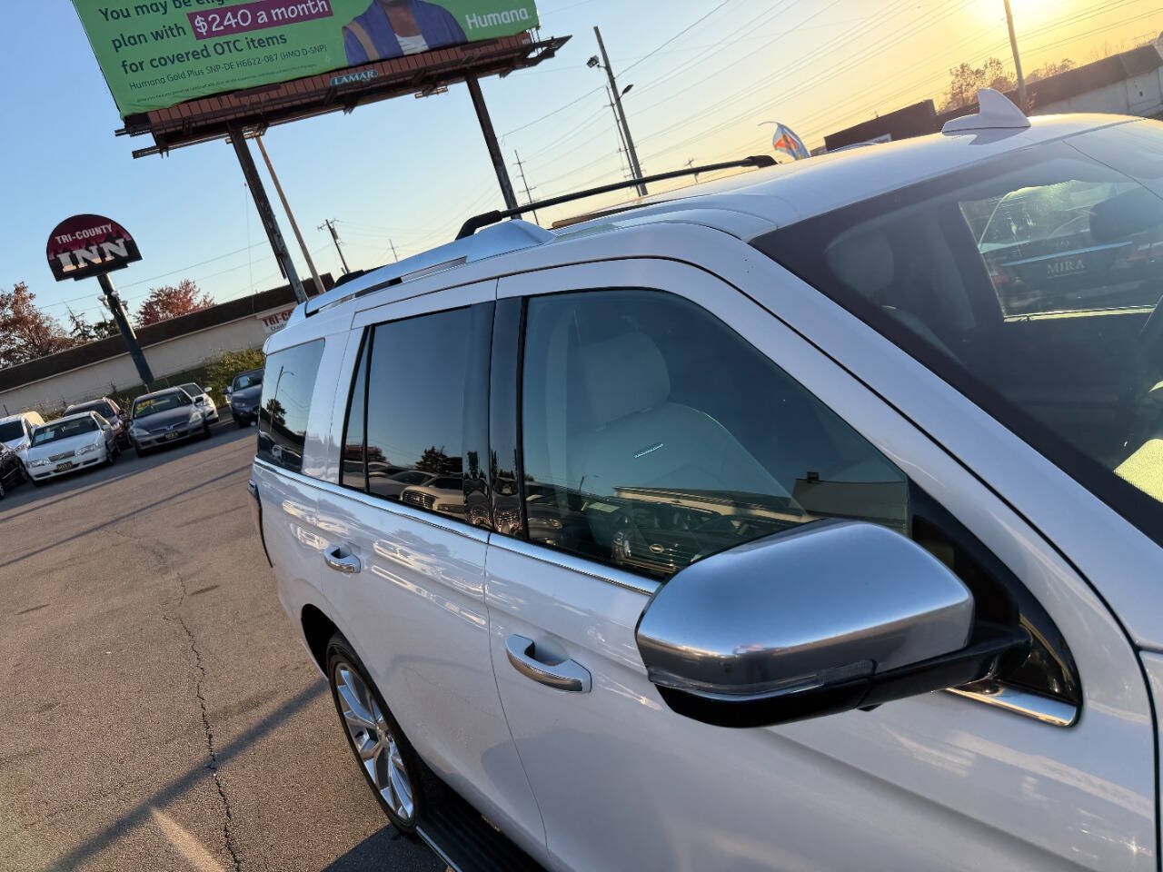 Used 2018 Ford Expedition Platinum RWD image 48