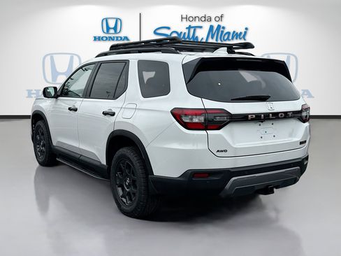 New 2026 Honda Pilot TrailSport image 5