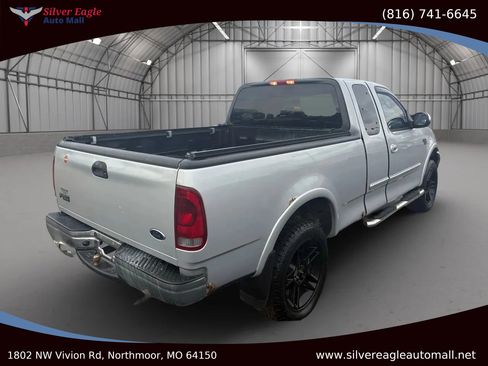 Used 2003 Ford F150 XLT image 5