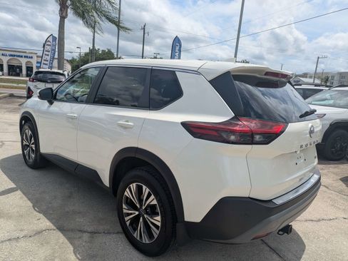 Used 2023 Nissan Rogue SV FWD image 6