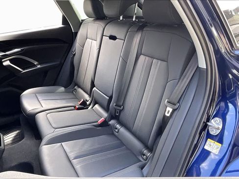 Used 2025 Audi Q5 Premium w/ Convenience Package AWD/4WD image 20