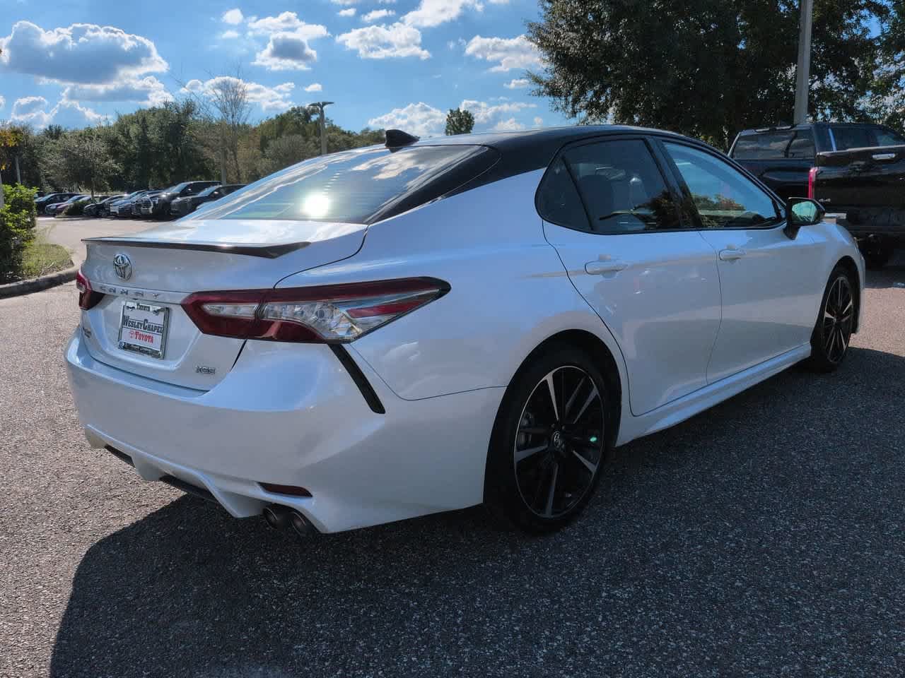 Used 2019 Toyota Camry XSE FWD image 6