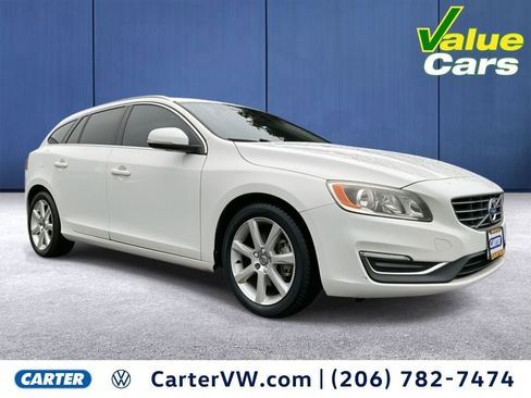 Used 2016 Volvo V60 T5 Premier image 1