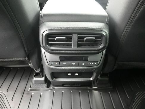 New 2026 Honda Pilot Touring image 18