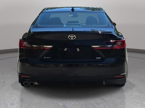 New 2026 Toyota Camry SE FWD image 6