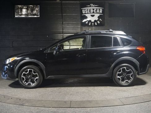 Used 2013 Subaru Crosstrek 2.0i Limited AWD/4WD image 2