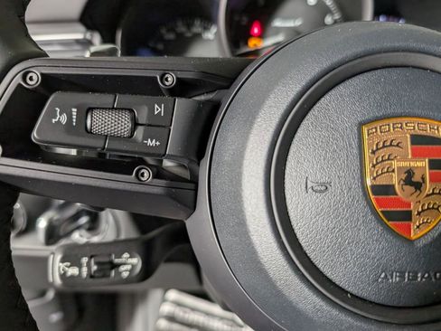 New 2026 Porsche Macan Turbo image 34