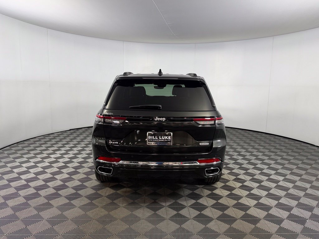 Used 2024 Jeep Grand Cherokee Overland AWD/4WD image 9