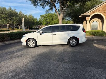 Used 2021 Chrysler Voyager L