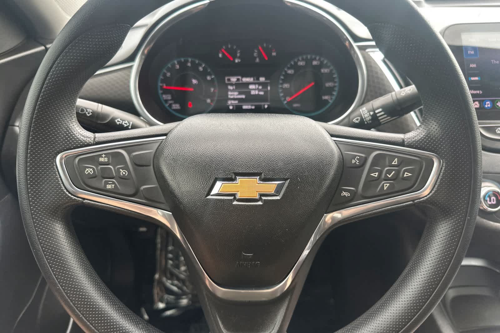 Used 2020 Chevrolet Malibu LT FWD image 24