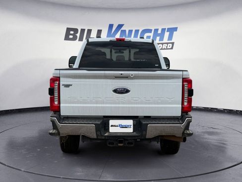 Used 2023 Ford F250 Lariat AWD/4WD image 4