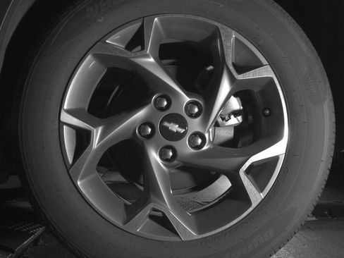 Used 2025 Chevrolet Trax LT image 14