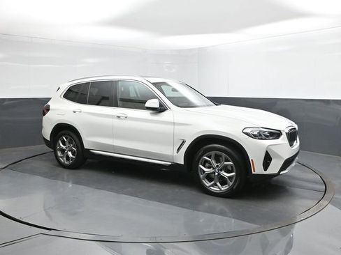Used 2024 BMW X3 xDrive30i w/ Convenience Package AWD/4WD image 17