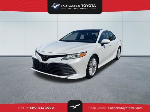 Used 2019 Toyota Camry XLE w/ Navigation Package image 1