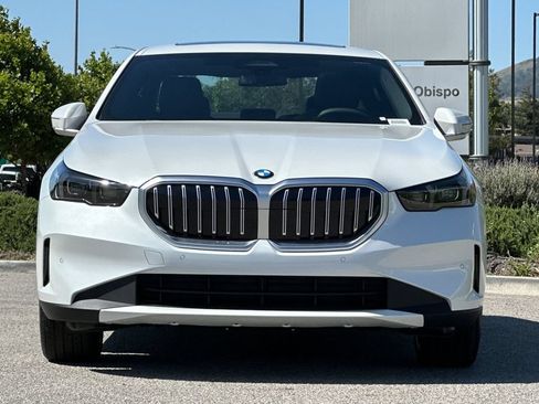 New 2026 BMW 530i RWD image 8