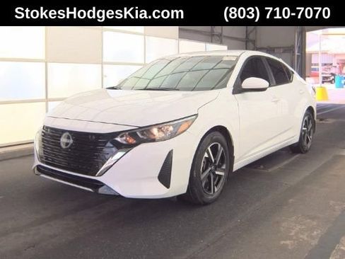 Used 2025 Nissan Sentra SV w/ Trunk Package FWD image 1