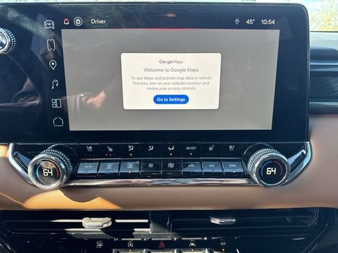 Used 2024 GMC Canyon AT4 w/ AT4 Premium Package image 14