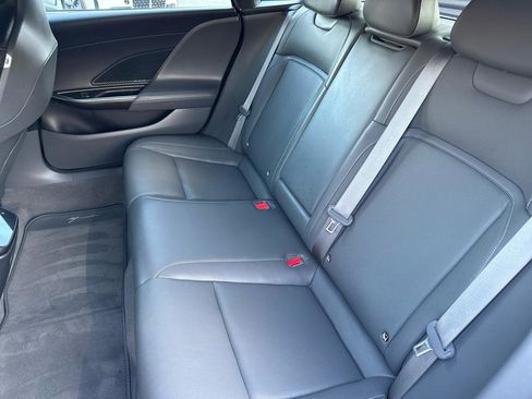 Used 2024 Lucid Air Touring image 34