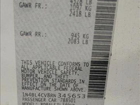 Used 2024 Nissan Altima 2.5 SR FWD image 15