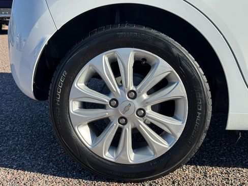 Used 2018 Chevrolet Spark LT image 17