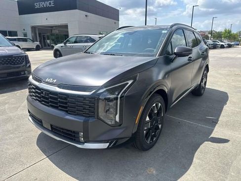 New 2026 Kia Sportage SX FWD image 3