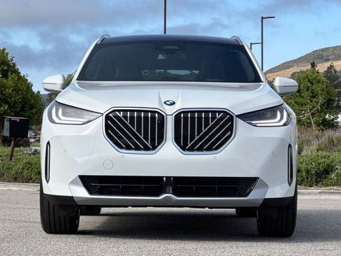 New 2026 BMW X3 xDrive30 w/ Premium Package AWD/4WD image 8