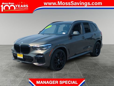 Used 2022 BMW X5 xDrive40i w/ M Sport Package image 1