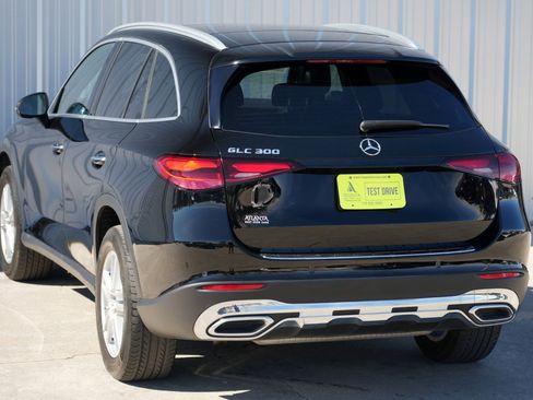 Used 2023 Mercedes-Benz GLC 300 w/ Exclusive Trim Package image 55