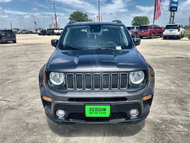 Used 2021 Jeep Renegade Latitude FWD image 30