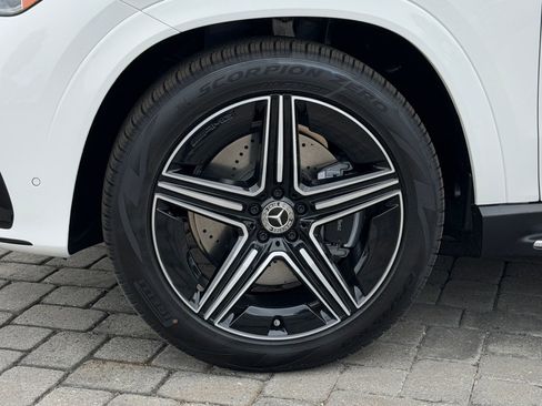 New 2026 Mercedes-Benz GLE 350 4MATIC image 13