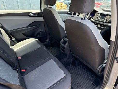 Used 2023 Volkswagen Taos S w/ IQ Drive S Package FWD image 4