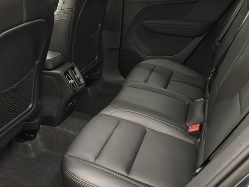 New 2026 Volvo XC40 B5 Core w/ Climate Package image 26