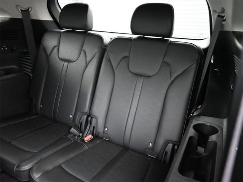 Used 2024 Kia Sorento X-Line EX image 19