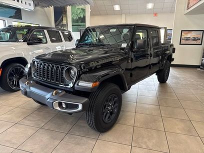 New 2026 Jeep Gladiator Sport