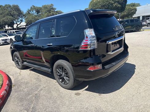 Certified 2023 Lexus GX 460 Premium AWD/4WD image 3