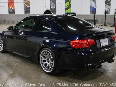 Used 2013 BMW M3 Coupe w/ Premium Pkg RWD image 4