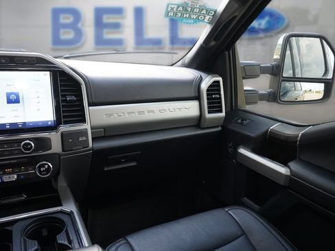 Used 2022 Ford F350 Lariat w/ Lariat Ultimate Package AWD/4WD image 23