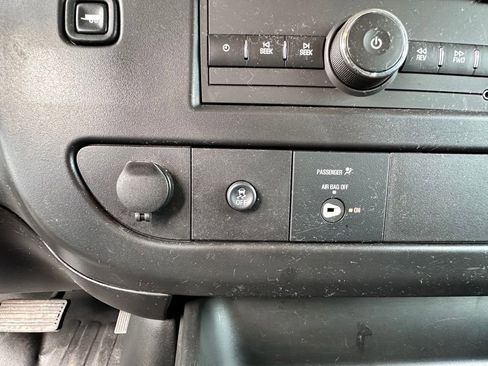 Used 2024 GMC Savana 2500 w/ Driver Convenience Package RWD image 20