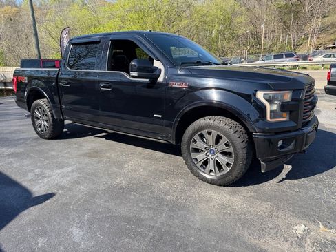 Used 2017 Ford F150 Lariat w/ Equipment Group 502A Luxury image 17