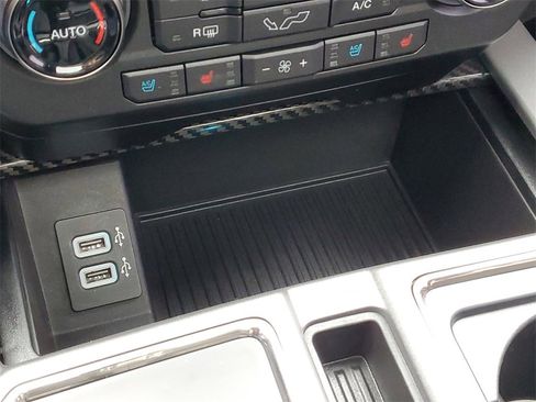 Used 2017 Ford F150 Raptor w/ Equipment Group 802A Luxury image 27