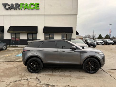 Used 2020 Land Rover Range Rover Evoque SE image 18