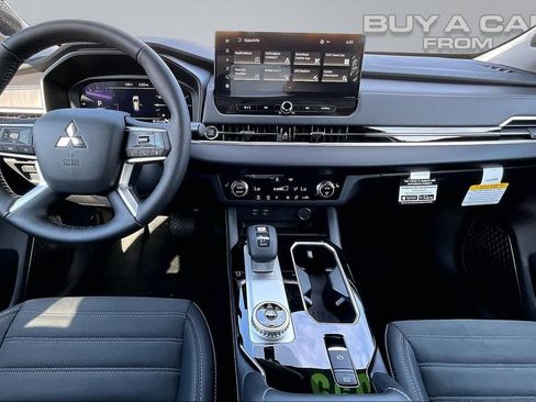 New 2026 Mitsubishi Outlander SE AWD/4WD image 5