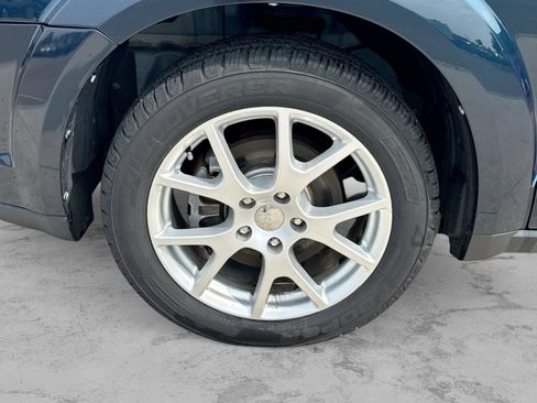 Used 2014 Dodge Journey Limited w/ Driver Convenience Group AWD/4WD image 15