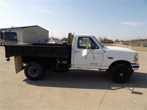 Used 1996 Ford F350 4x4 Regular Cab image 1