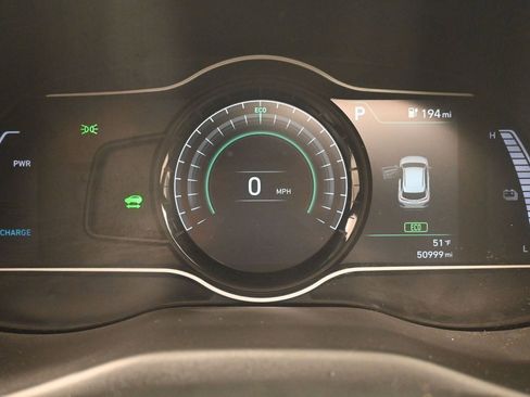 Used 2021 Hyundai Kona Limited w/ Cargo Package image 19